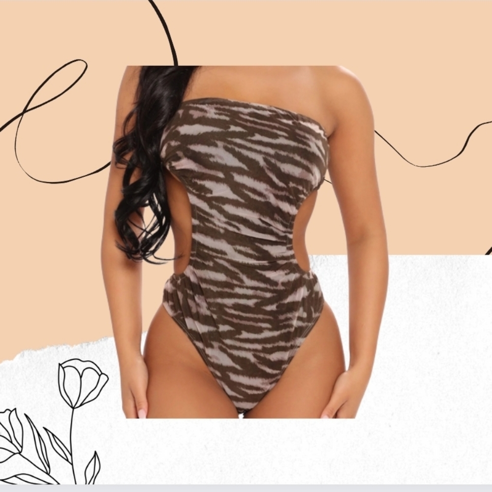 Wild Wishes Cut Out Bodysuit (Size XL)